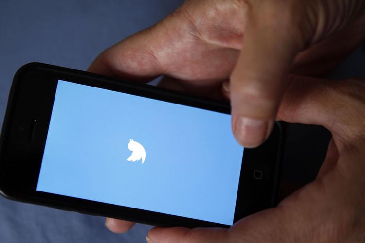 User Data Used For Targeted Advertising Sparks Controversy 